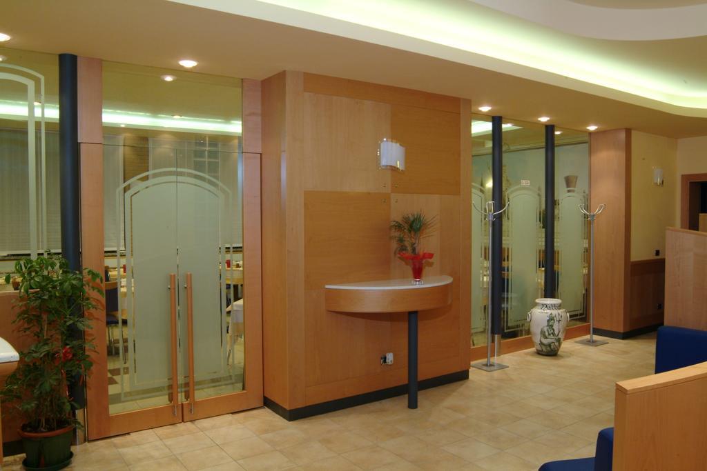 Hotel Nettuno Sottomarina Eksteriør billede